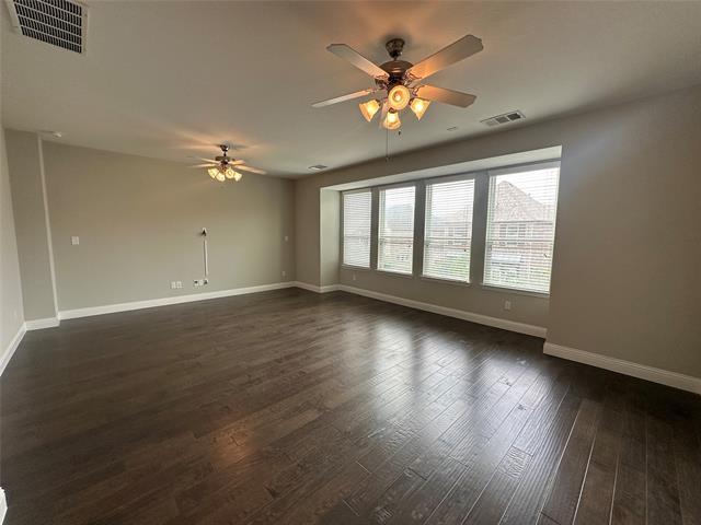 Building Photo - 7105 Royal View Dr