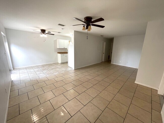 Building Photo - 2512 51st Ave Terrace W
