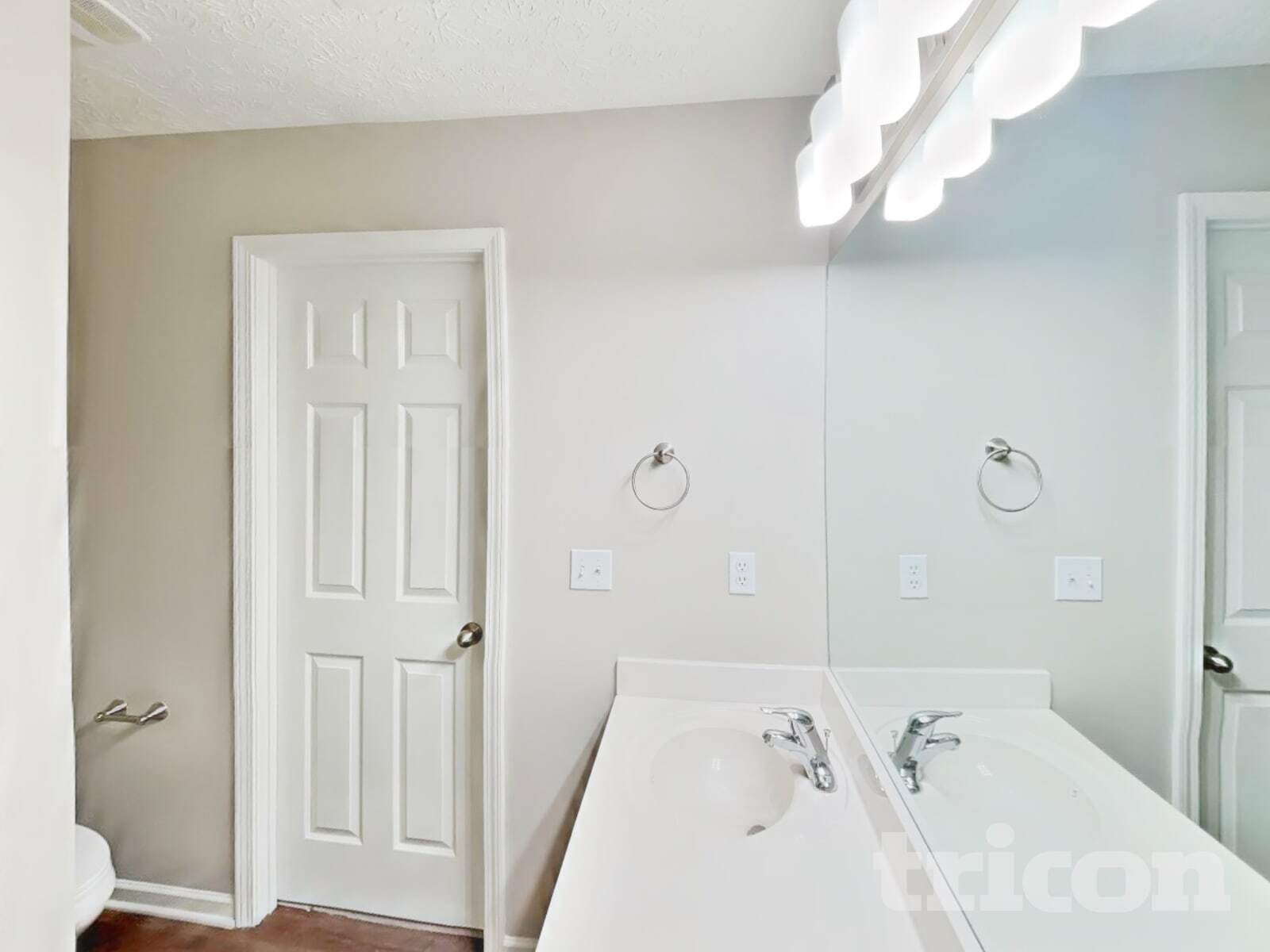 Building Photo - 4049 Sequoia Trail