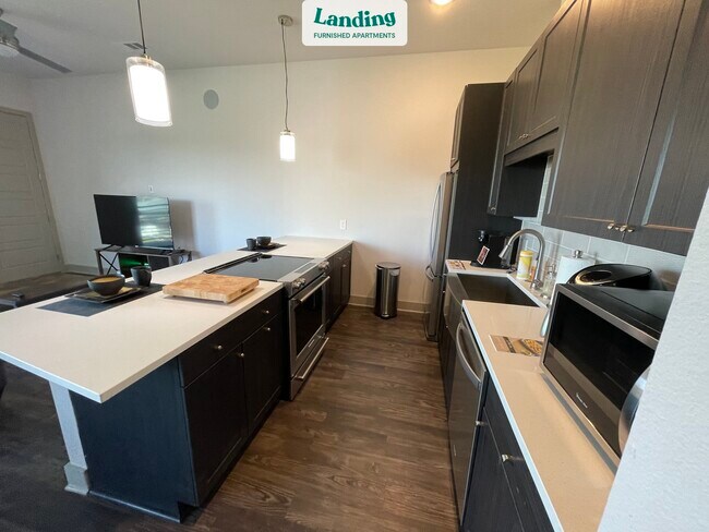 Building Photo - 990 Singleton Blvd