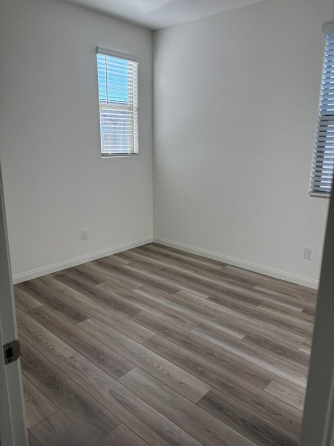 Building Photo - Welcome to this beautiful brand new home in Summerlin!