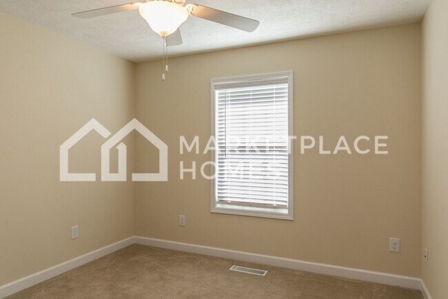 Building Photo - 510 Tyner Ave