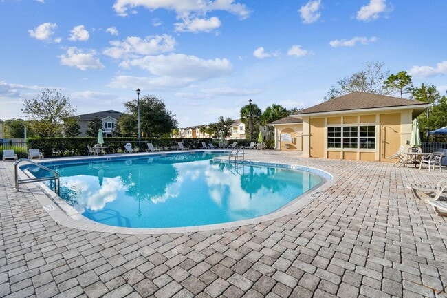 Building Photo - 2481 Golden Lake Loop