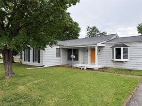 Building Photo - 4048 Blow St