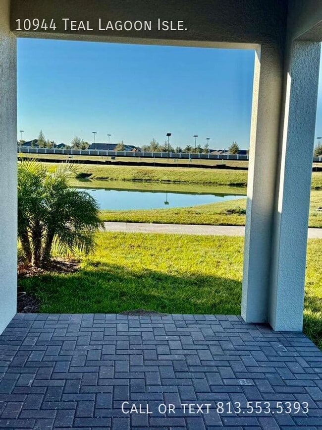 Building Photo - 10944 Teal Lagoon Isle