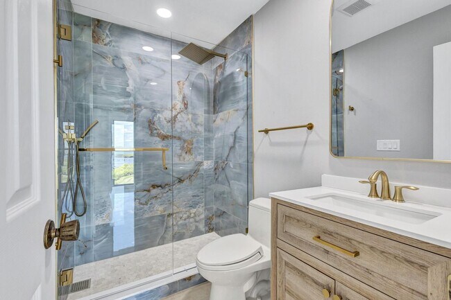 Building Photo - 4403 7th St E