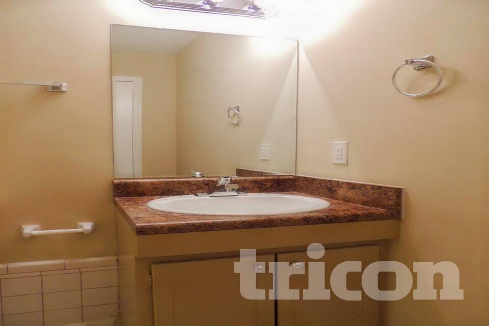 Building Photo - 1679 Cardinal Rd