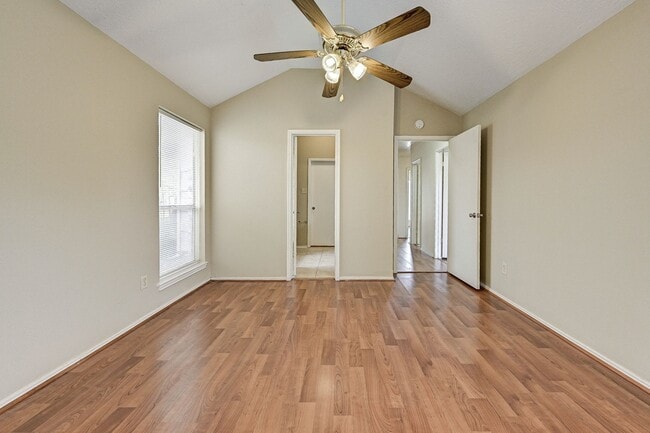 Building Photo - 19803 Lions Gate Ct