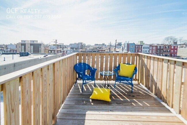 Building Photo - 2415 Almond St