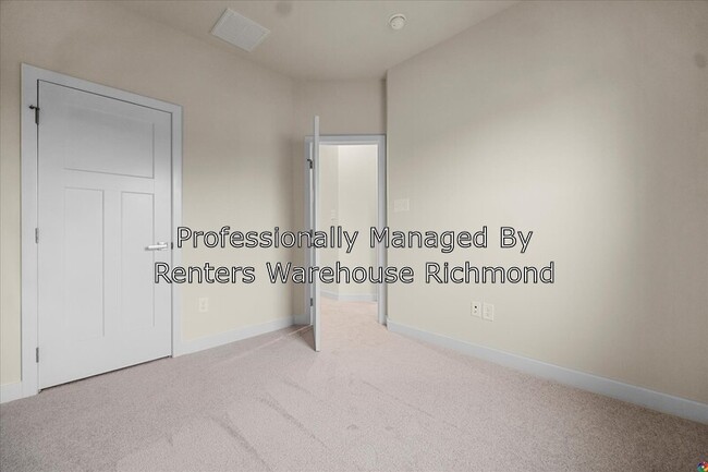 Building Photo - 2116 Semmes Ave