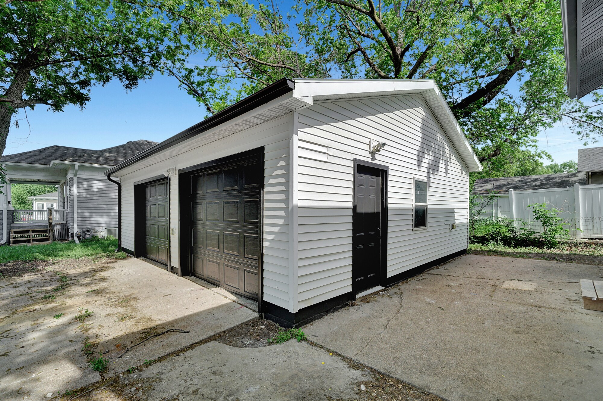 Building Photo - 2429 S 13th St