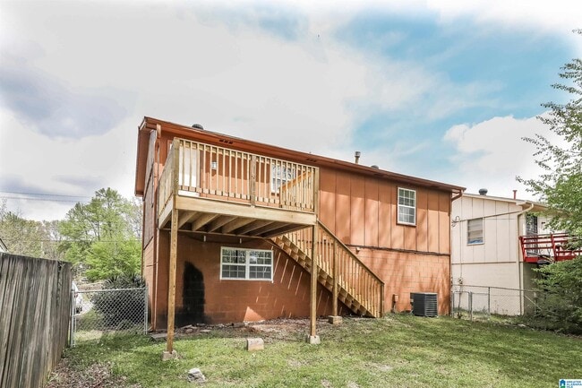 Building Photo - 7233 Higdon Rd