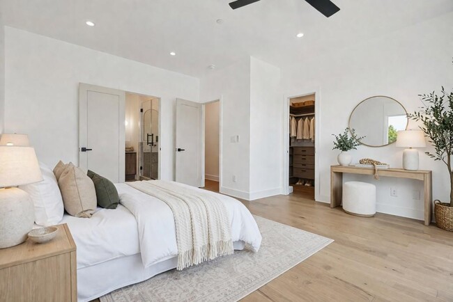 Building Photo - 1570 Flat Shoals Rd SE