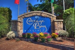 sign - Cottage Bay Apartments