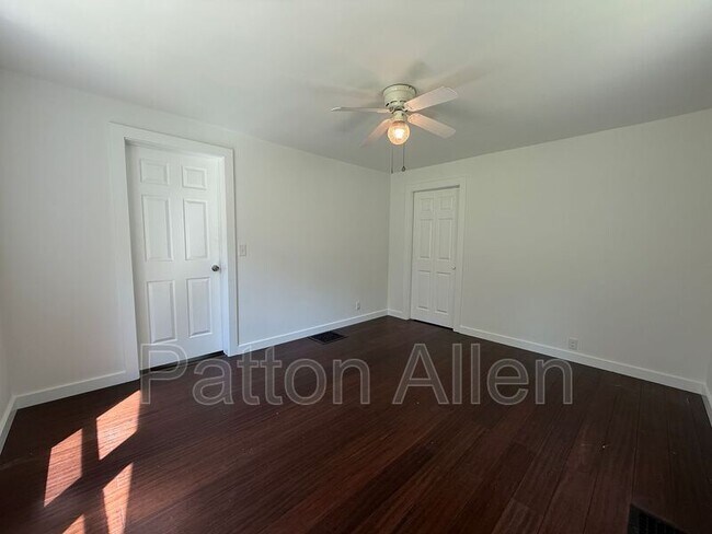 Building Photo - 152 Ardmore St