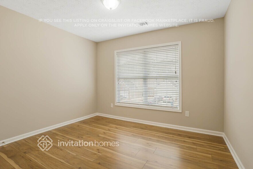 Building Photo - 76 Laurelton Cir