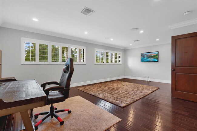 Building Photo - 14701 SW 63rd St