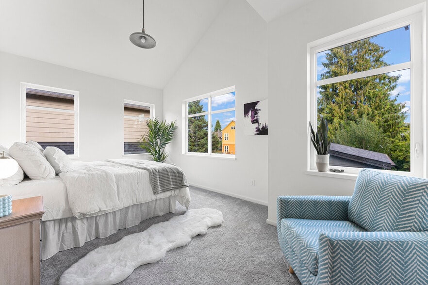 Building Photo - 591 NE Tillamook St