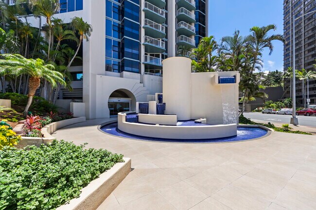 Building Photo - 1212 Nuuanu Ave