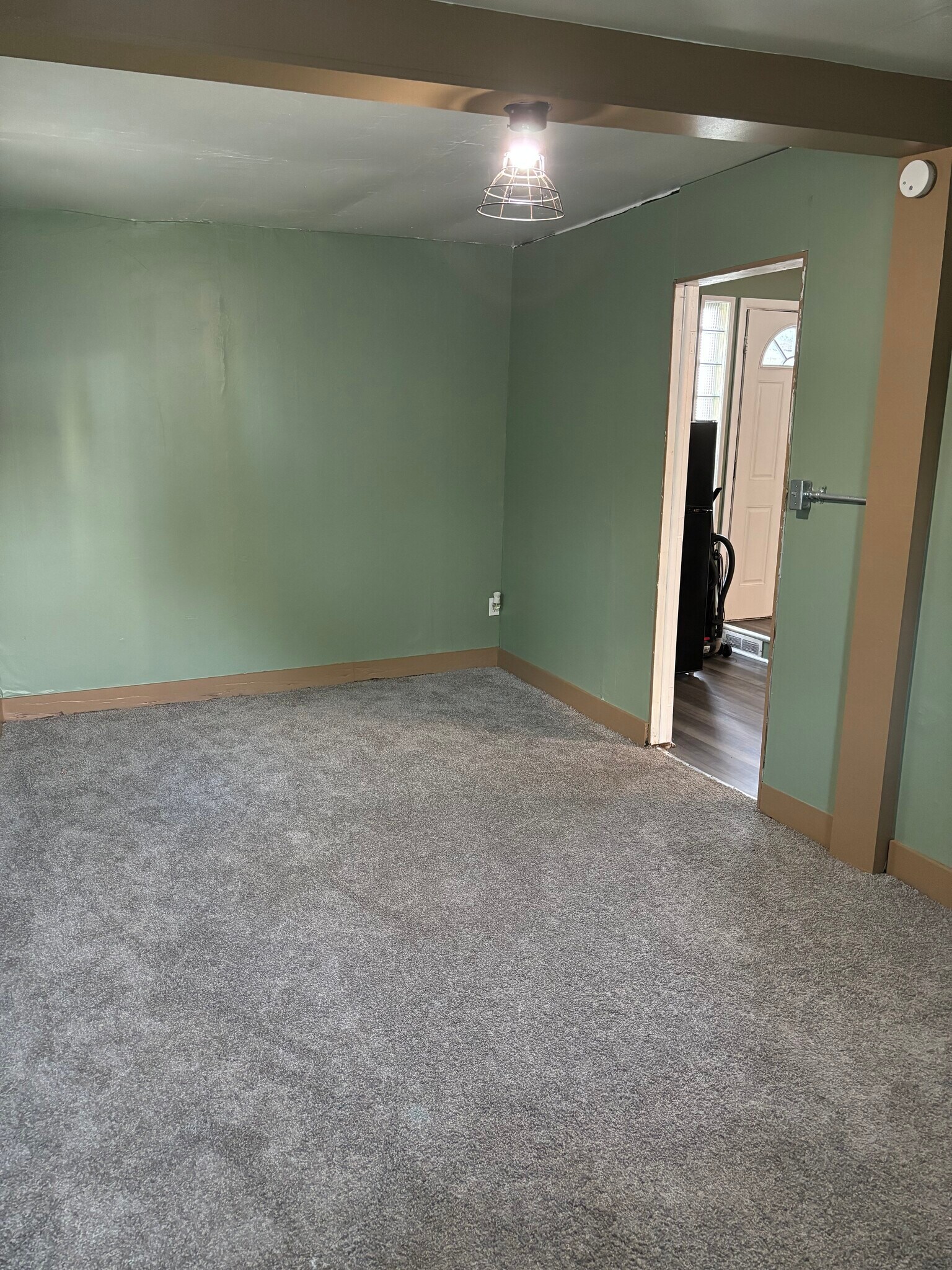 Living Room - 727 Madison St