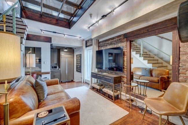 Building Photo - Luxury Furnished River View Condo in the Heart of Downtown Wilmington