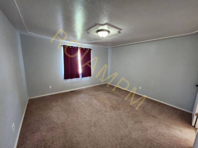 Building Photo - Charming 3-Bed 2-Bath HOUSE in Filer