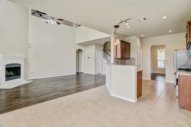 Building Photo - 6007 Pomme Bay Pass