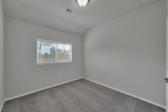 Building Photo - 307 Highland Bayou Dr