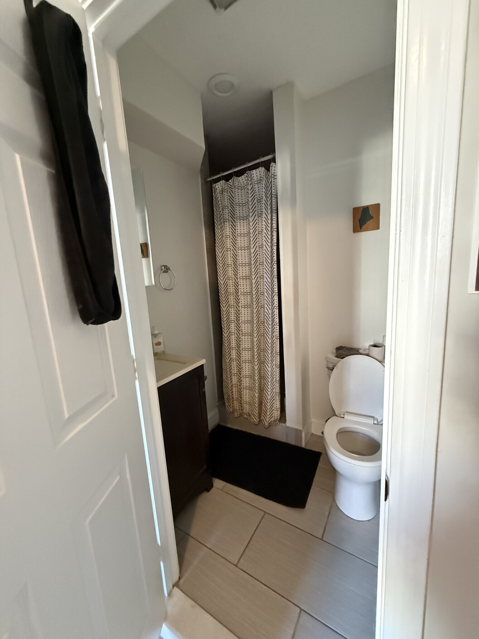 Building Photo - 220 Hanover St