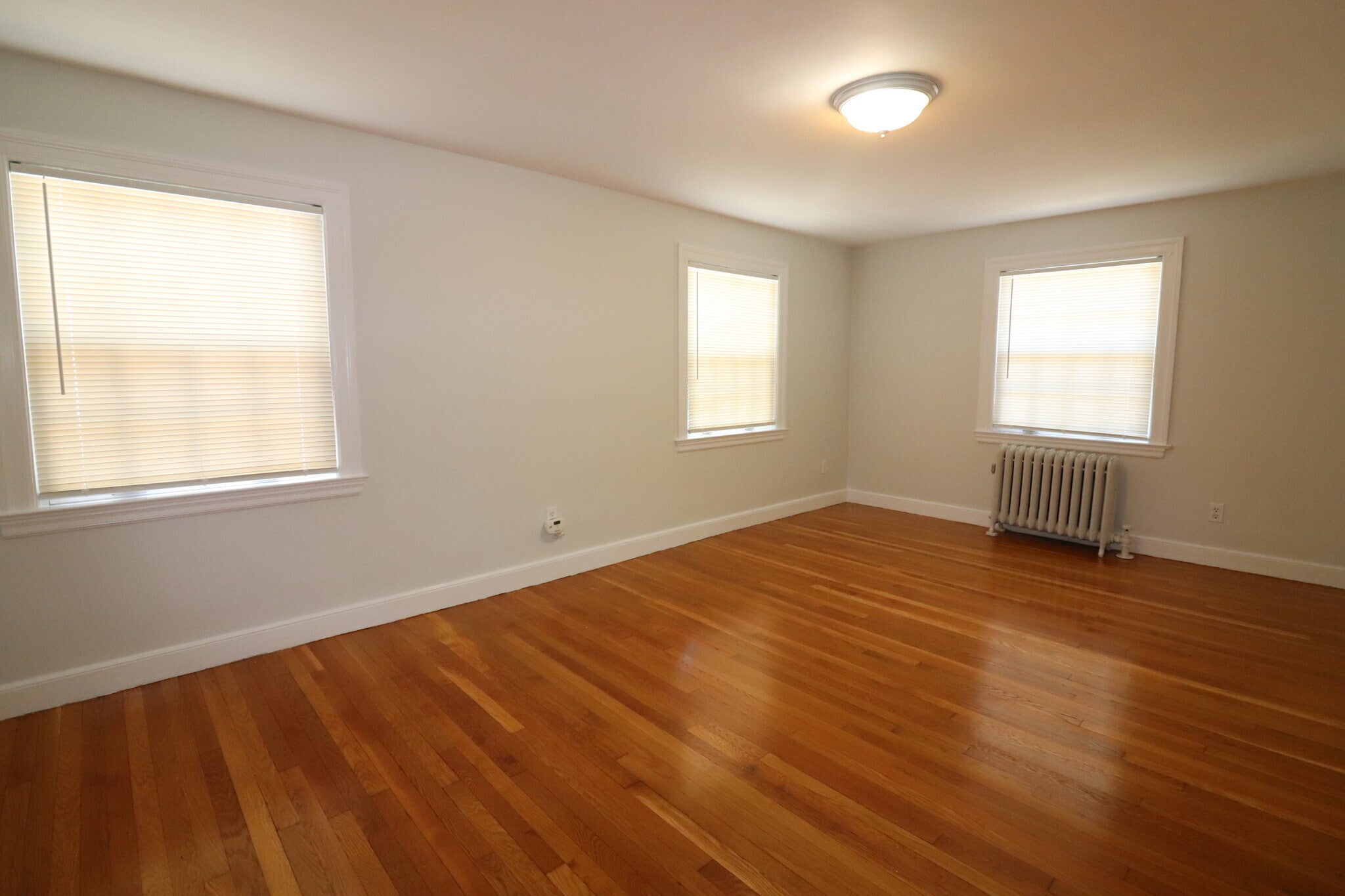 Building Photo - 72 Summit Ave