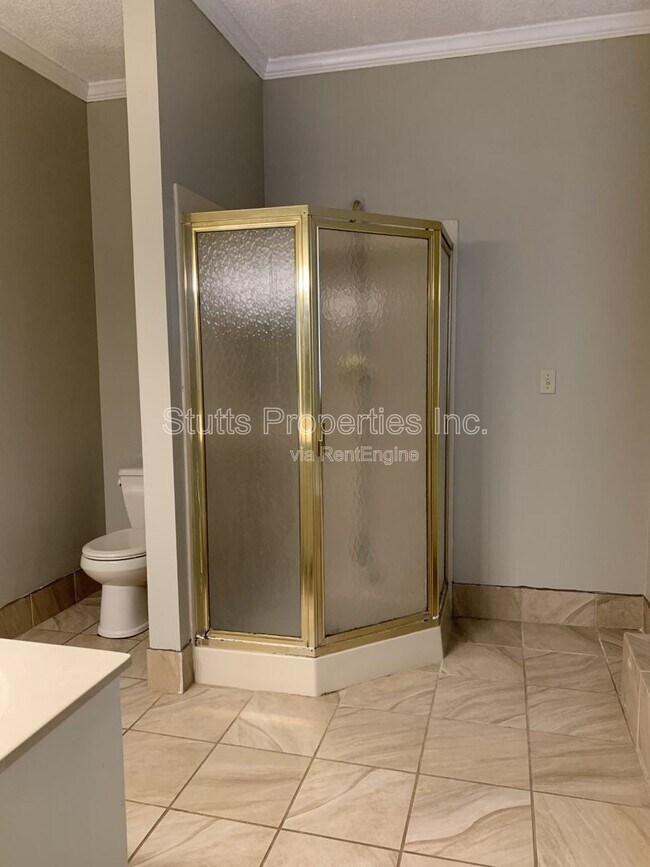 Building Photo - 97 N Bailey Springs Dr