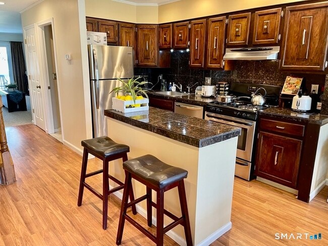 Building Photo - 448 Cypress Rd