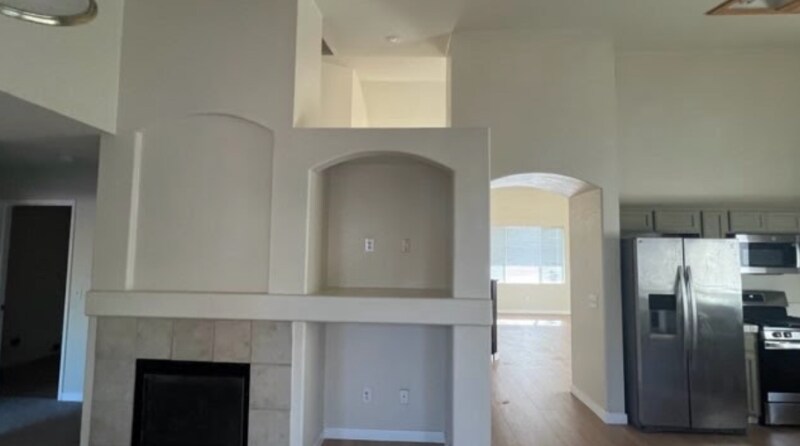 Building Photo - 1465 Venice Cir