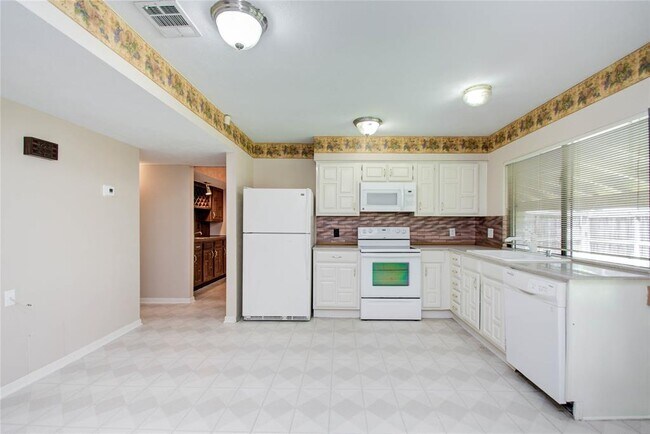 Building Photo - 3907 Postwood Dr