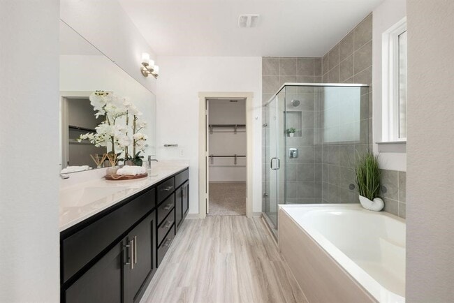 Building Photo - 29251 Pikes Peak Dr