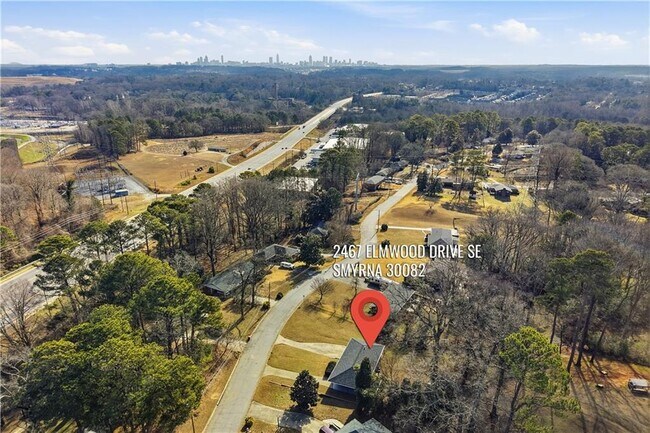 Building Photo - 2467 Elmwood Cir SE
