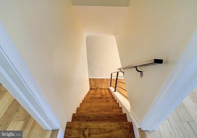 Building Photo - 2663 Belgrade St