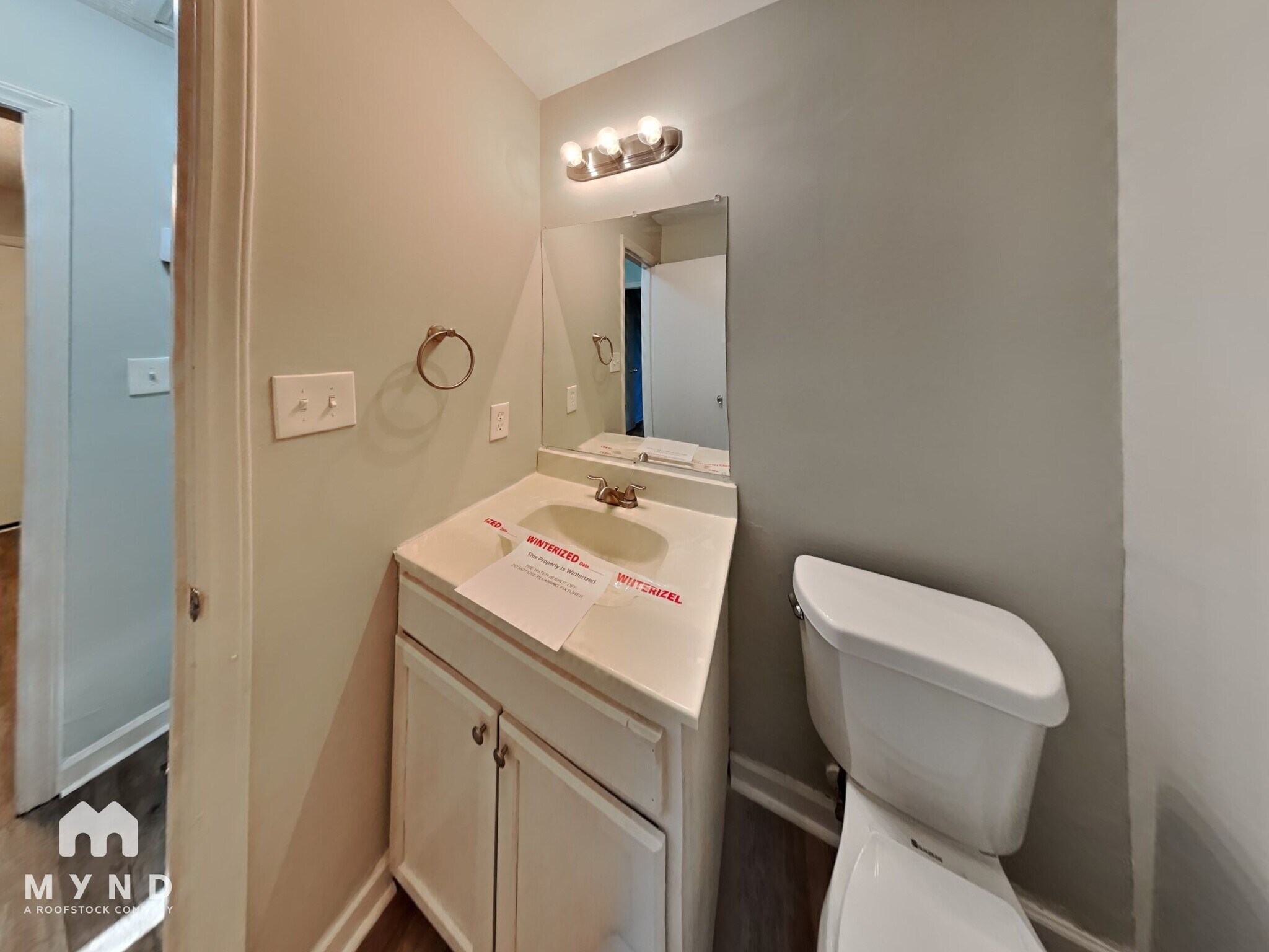 Building Photo - 6513 Old Meadow Rd