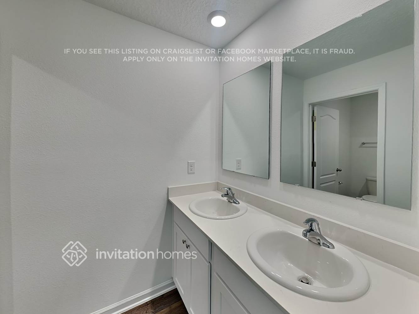 Building Photo - 701 Orellana Rd