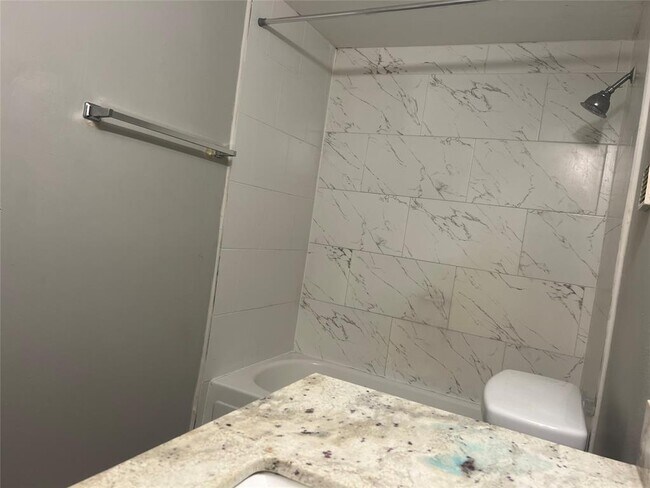 Building Photo - 8419 Hearth Dr