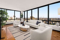 Building Photo - 420 E 61st St