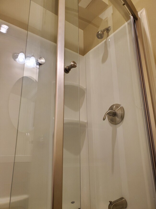 Building Photo - 4778 Beach Ln