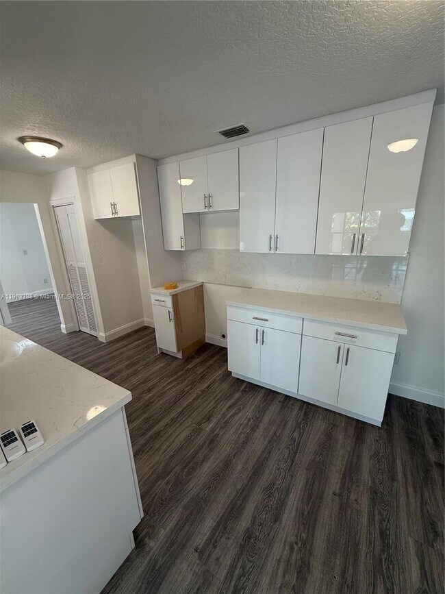 Building Photo - 28221 SW 162nd Ave