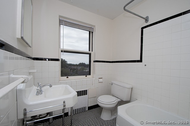 Building Photo - 230 Farmington Ave