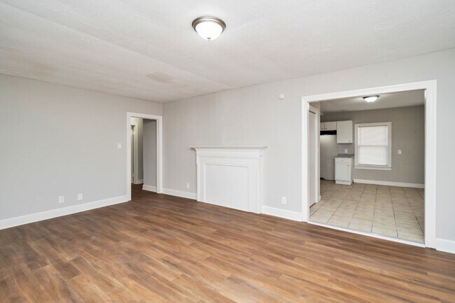 Building Photo - Beautifully Renovated Hueytown Gem – Spacious, Stylish & Move-In Ready!