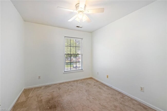 Building Photo - 2619 Hartley St