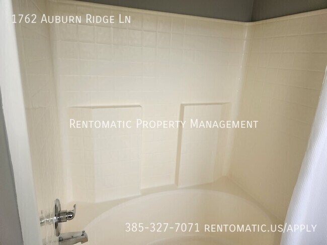 Building Photo - 1762 Auburn Ridge Ln