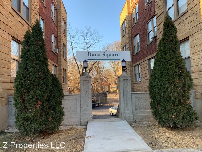 Building Photo - 2 br, 1 bath Apartment - 917-927 Dana Ave