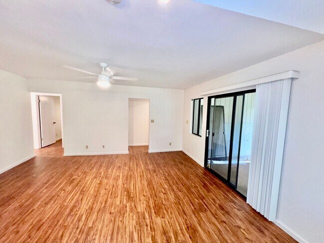 Building Photo - Royal Summit–4BD/3BA/Garage – Aiea