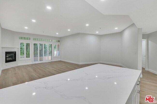 Building Photo - 4477 Woodman Ave